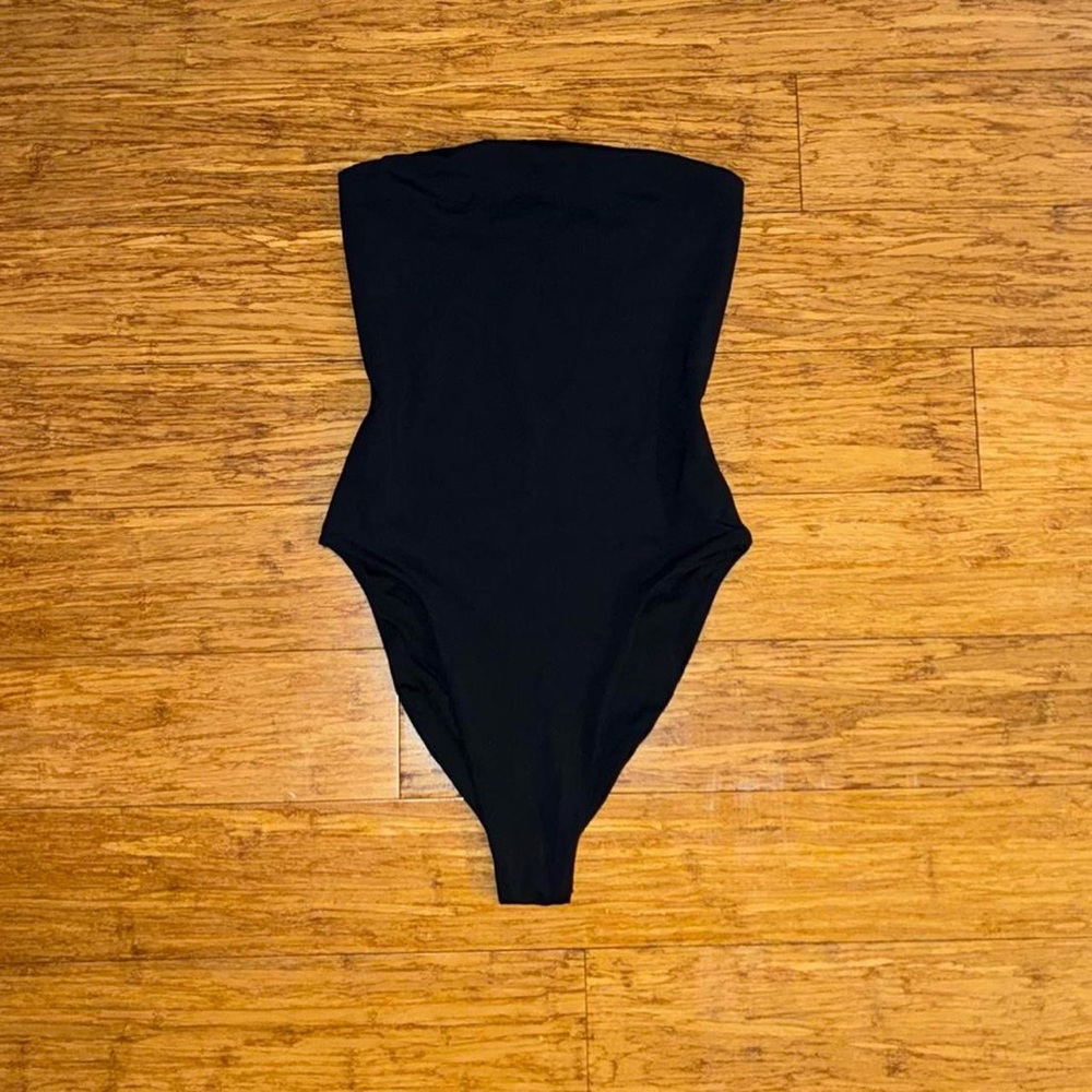 Toast Swimsuit - Picture 3 of 5